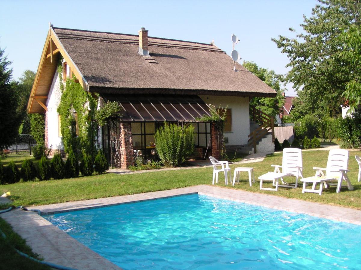 Haus Veronika Zamárdi Exterior foto